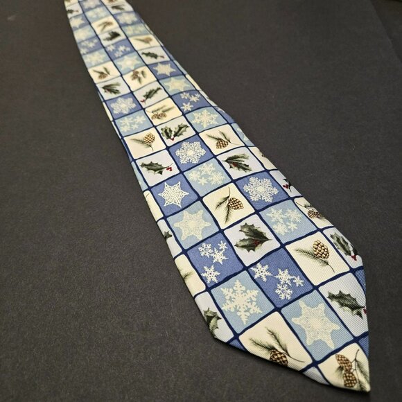 Museum Of Fine Arts Boston Winter Silk Tie Pinecones Snowflakes Blue White - Picture 2 of 6